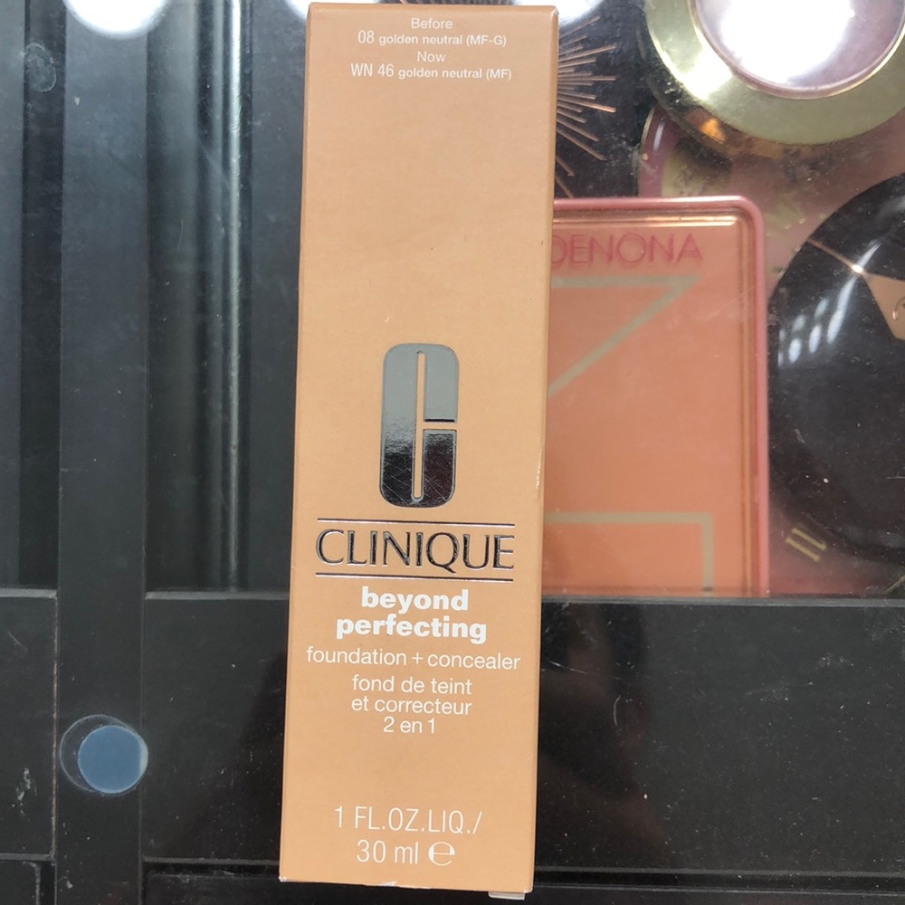 Clinique beyond perfecting foundation